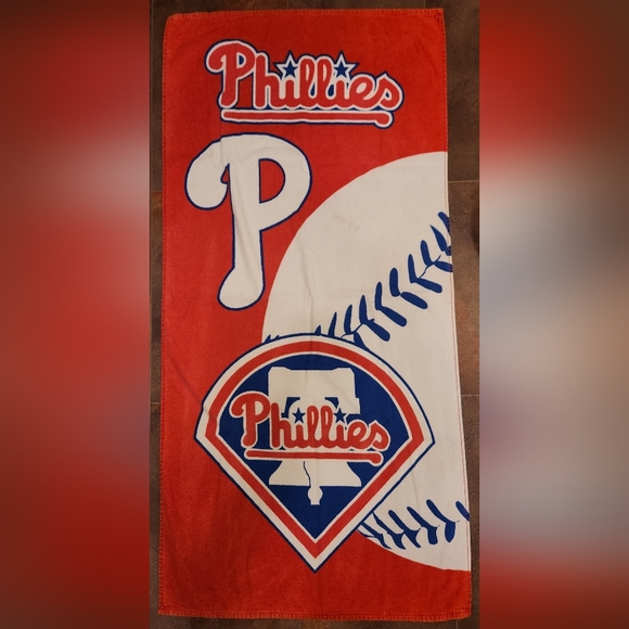Philadelphia Phillies towel - Picture 1 of 2